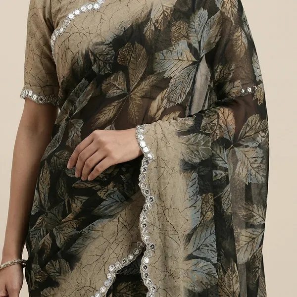 Taladara's_New_Georgette_Printed_Saree_With_Mirror_Work