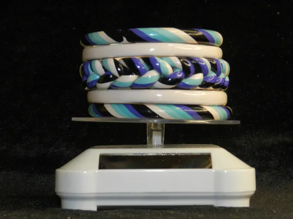 Multicolor_Plastic_Bangles_For_Women._[Single_Hand_Stake__(pack_of_five_pieces)]