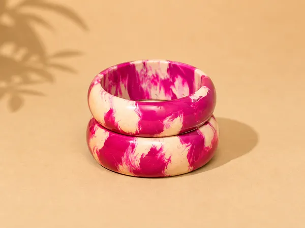 Pink_And_White_Resin_Bangles_For_Women__(pack_of_two_pieces)