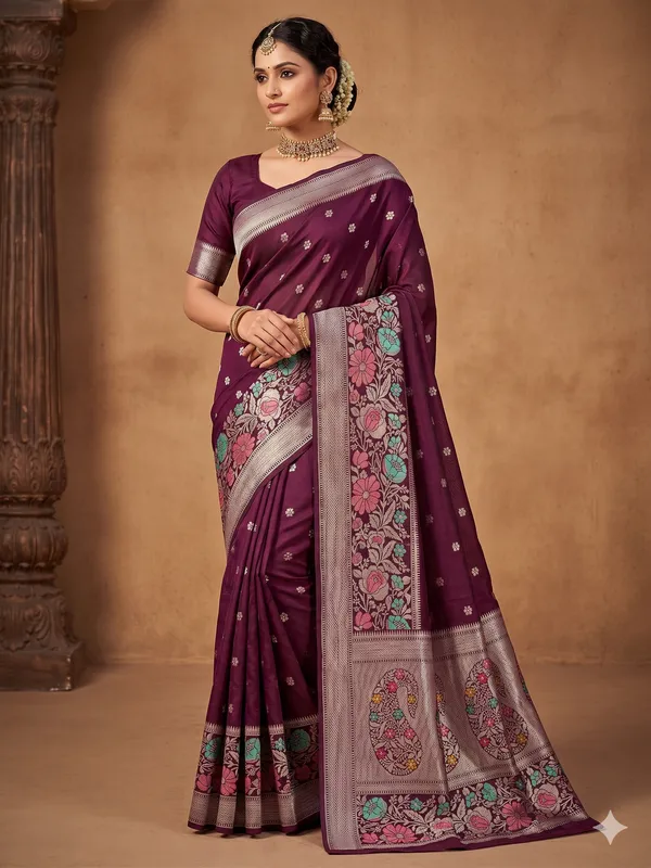 Maroon_Banarasi_Silk_Saree_With_Floral_Paisley_Work