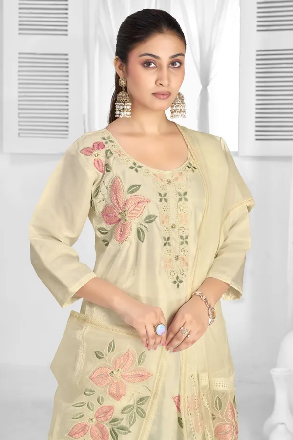 Cream_Organza_Silk_Premium_Kurta_Sets_For_Women