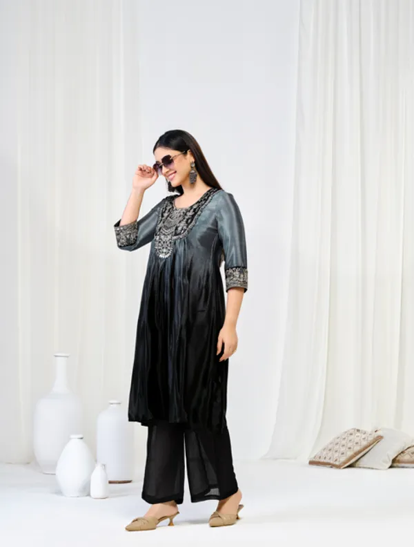 Grey_And_Black_Chinon_Premium_Kurta_Sets_For_Women