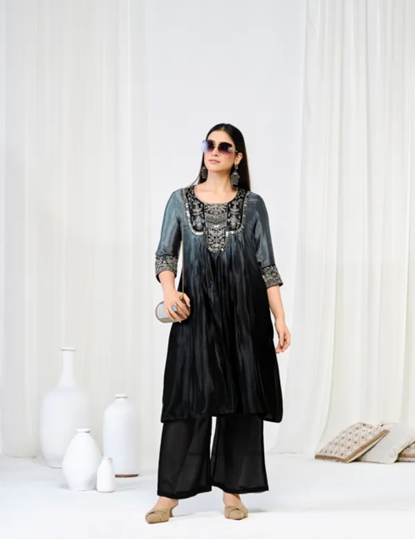 Grey_And_Black_Chinon_Premium_Kurta_Sets_For_Women