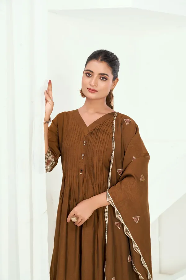 Camel_Brown_Chanderi_Silk_Premium_Kurta_Sets_For_Women