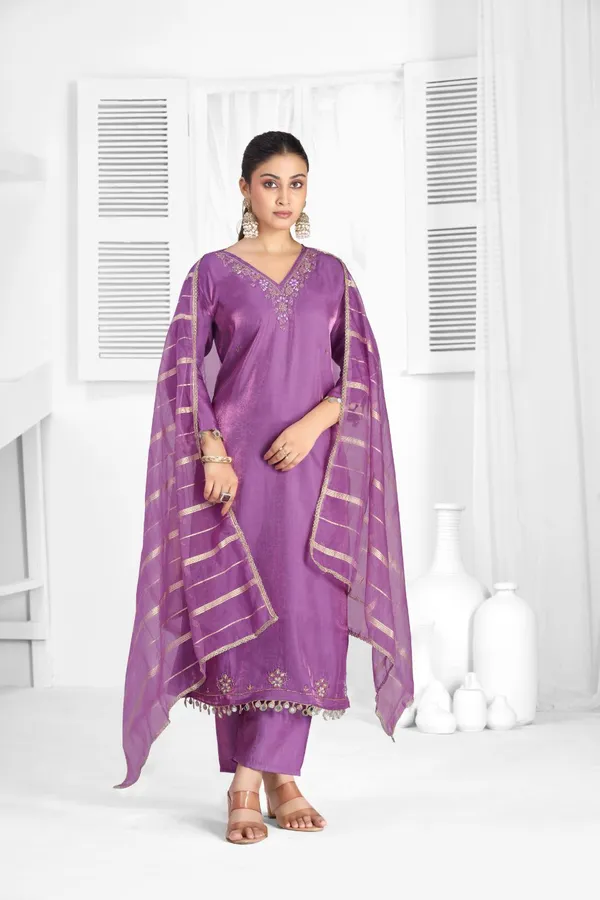 Lavender_Organza_Silk_Premium_Kurta_Sets_For_Women