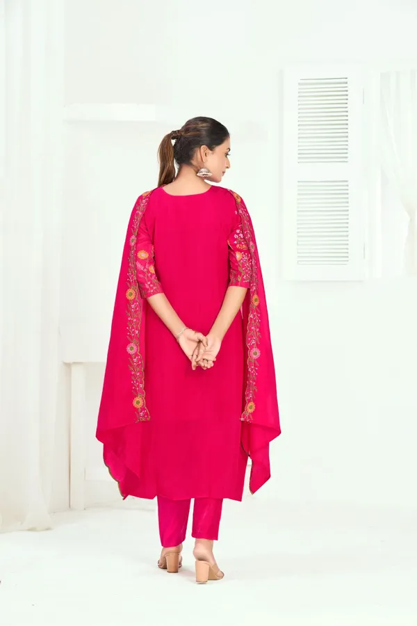 Rose_Pink_Chanderi_Silk_Premium_Kurta_Sets_For_Women