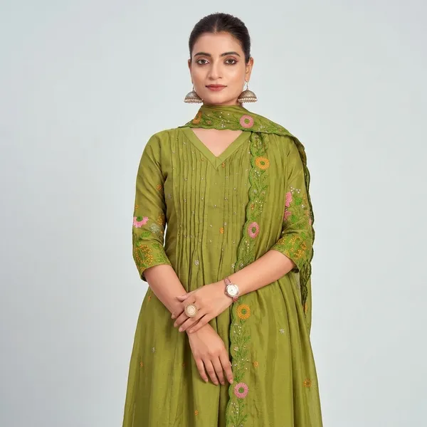 Olive_Green_Chanderi_Silk_Premium_Kurta_Sets_For_Women