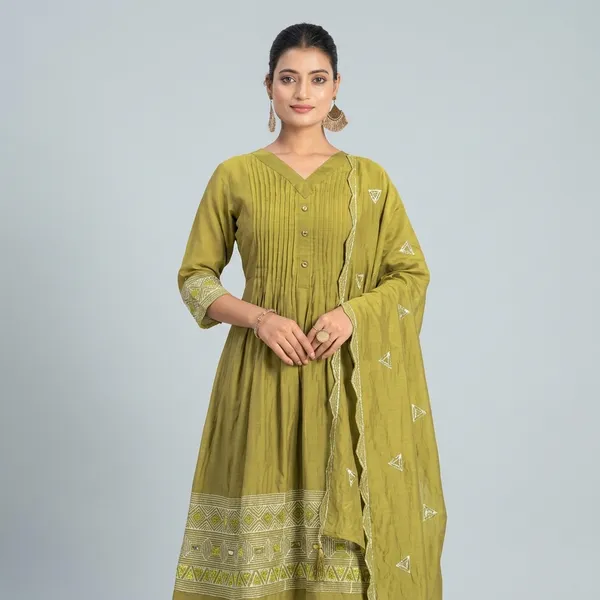 Green_Chanderi_Silk_Premium_Kurta_Sets_For_Women