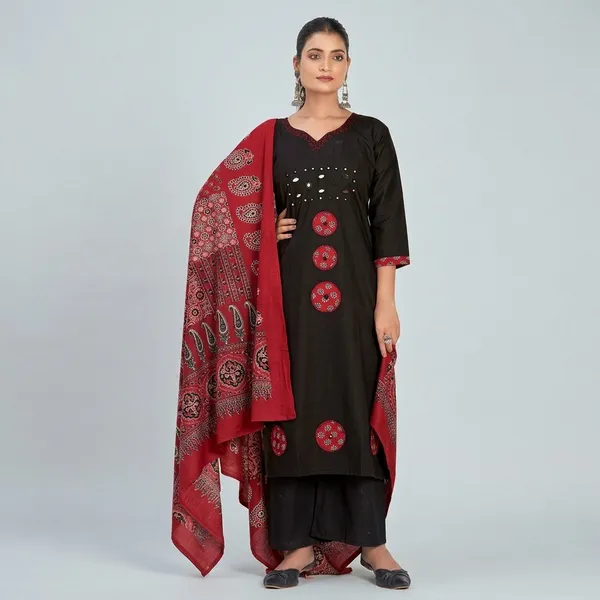 Black_And_Red_Pure_Cotton_Premium_Kurta_Sets_For_Women