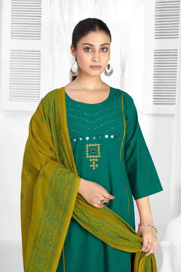Turquoise_Blue_Pure_Cotton_Premium_Kurta_Sets_For_Women