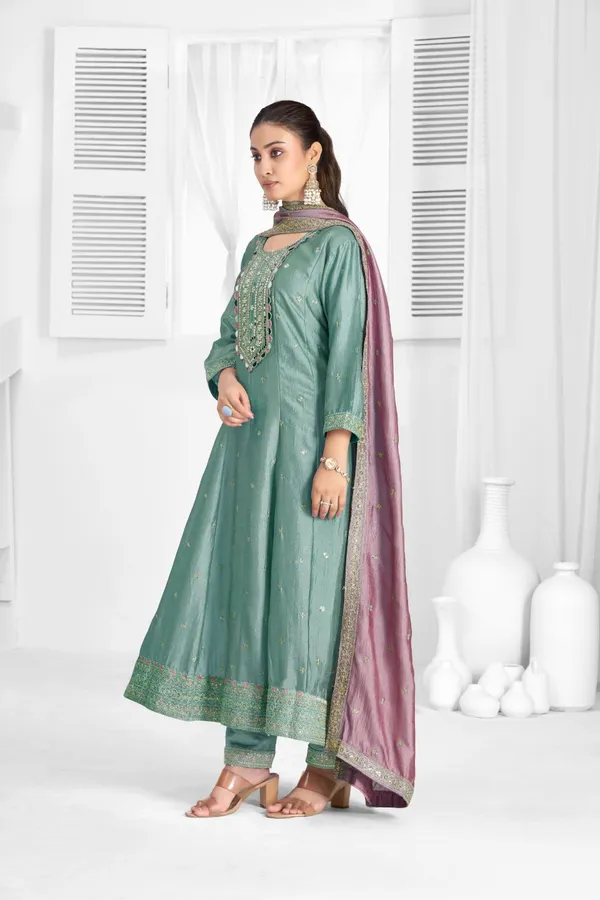 Sea_Green_Organza_Silk_Premium_Kurta_Sets_For_Women