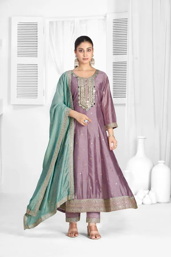 Lavender_Organza_Silk_Premium_Kurta_Sets_For_Women