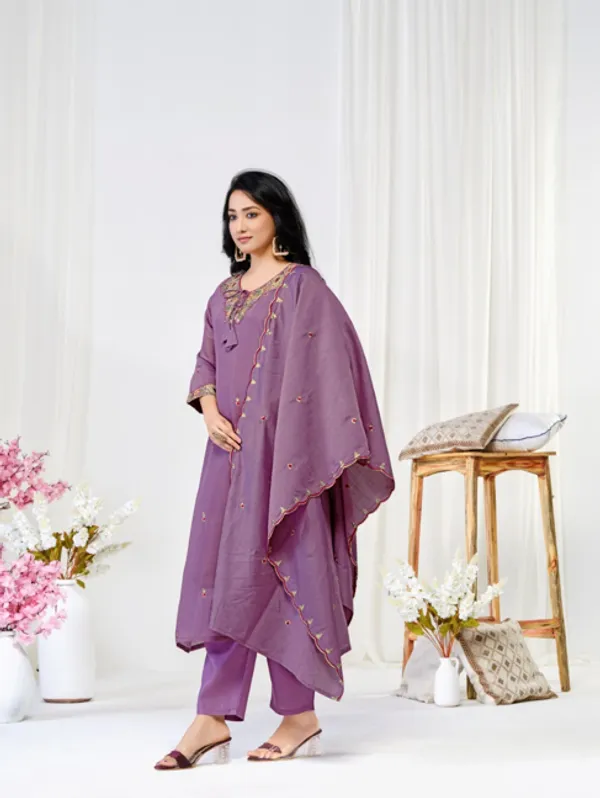 Lavender_Chanderi_Silk_Premium_Kurta_Sets_For_Women