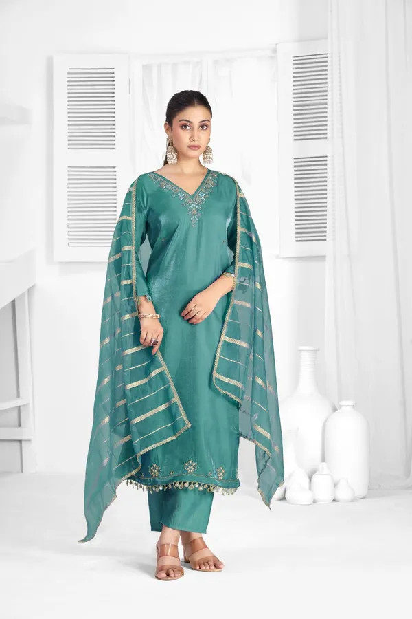 Teal_Blue_Organza_Silk_Premium_Kurta_Sets_For_Women