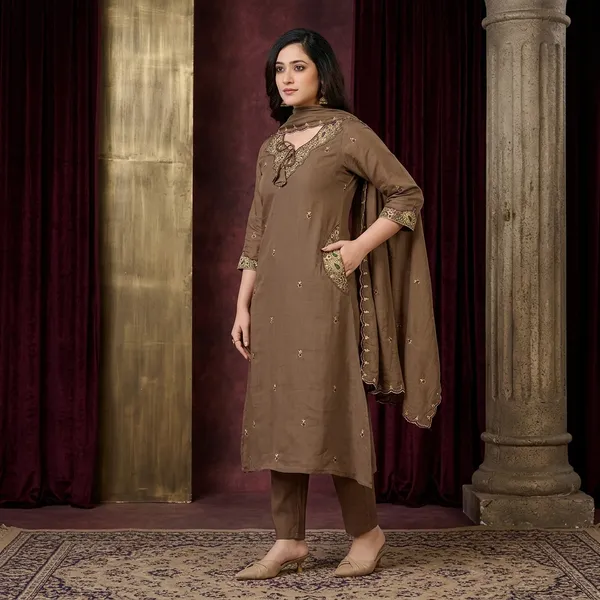 Brown_Chanderi_Silk_Premium_Kurta_Sets_For_Women