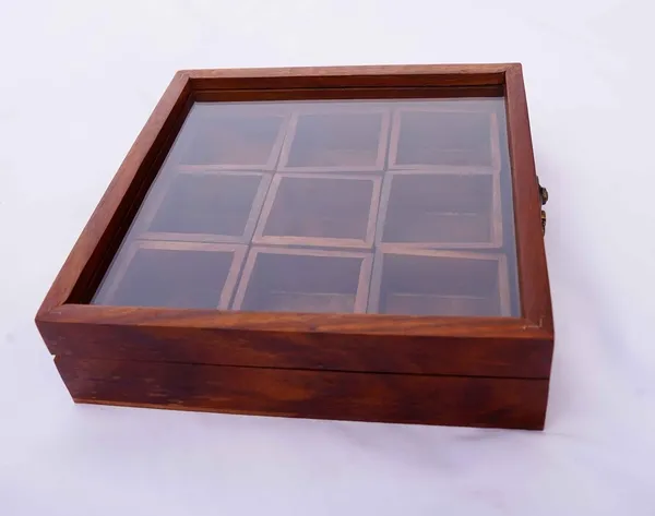 Wooden_Spice_Box_For_Kitchen_9_Compartment_Masala_Organizer_With_Glass_Lid_Wood_Storage_Container