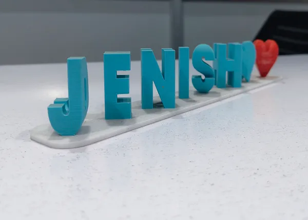 Multicolour_Personalized_3D_Printed_Name_Stand_With_Heart_-_Customizable_Desk_Decor