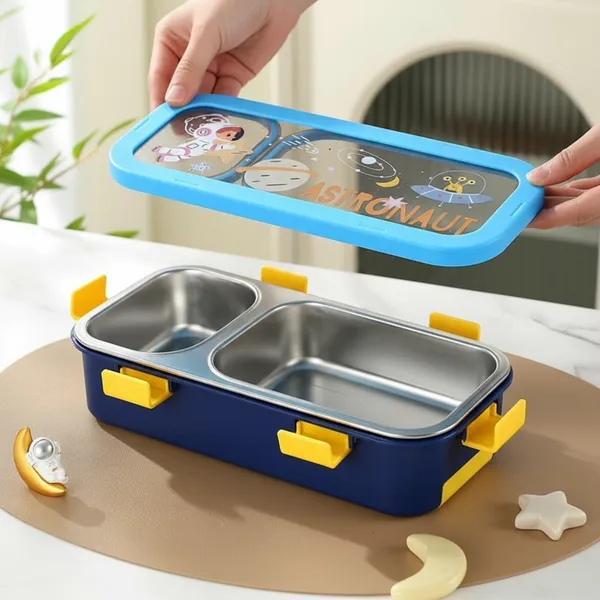 Blue_Plastic_Astronaut_Dual_Compartment_Lunch_Box_For_Kids