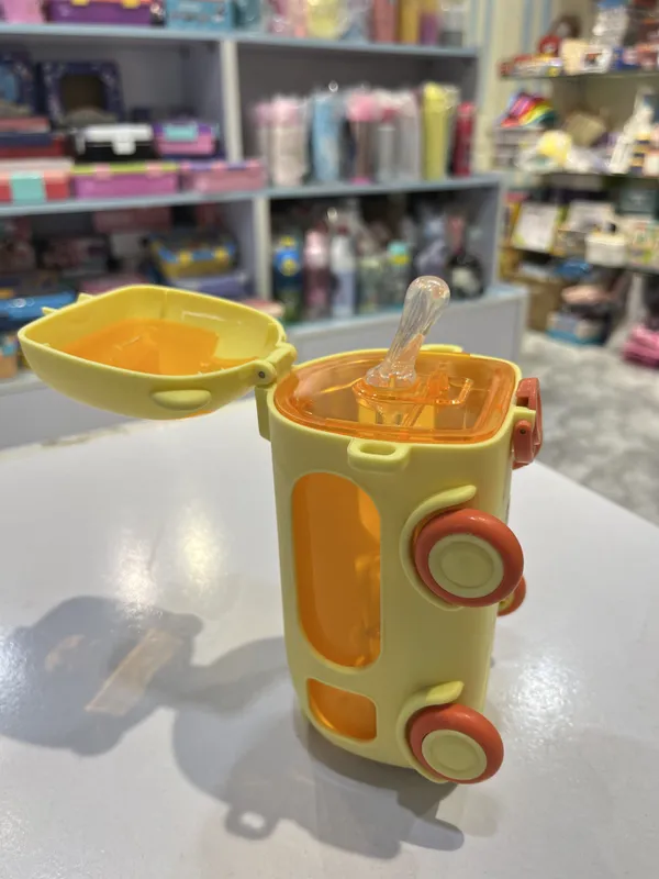 Kids_School_Bus_Shaped_Sippy_Cup_With_Straw_-_Yellow