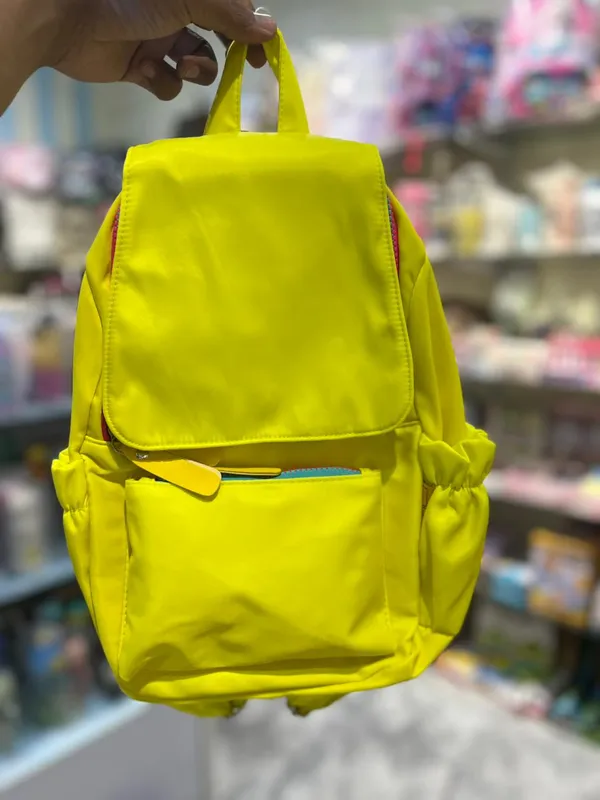 Neon_Green_Bagpack
