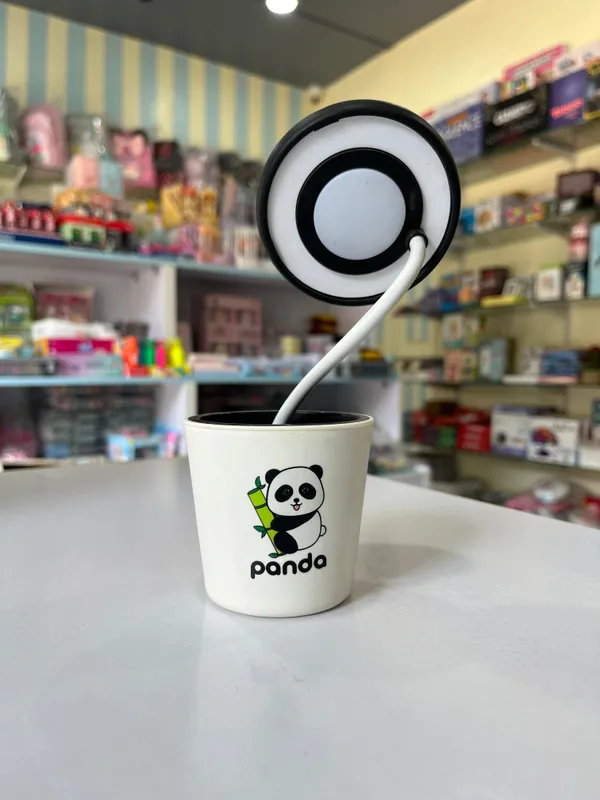 Panda_Bamboo_Desk_Pen_Holder_With_Circular_Swivel_Photo_Frame