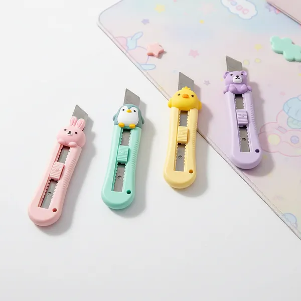 Kawaii_Character_Safety_Utility_Knife_Set_-_Cute_Decorative_Box_Cutters_With_Serrated_Blade_-_Pack_of_4