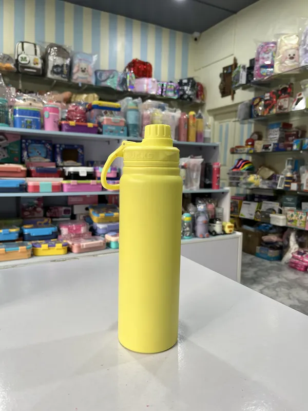 Yellow_Silicone_Collapsible_Sports_Water_Bottle_With_Handle_500Ml