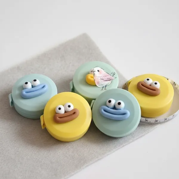 Multicolor_Cartoon_Face_Retractable_Tape_Measure_Pack_of_4