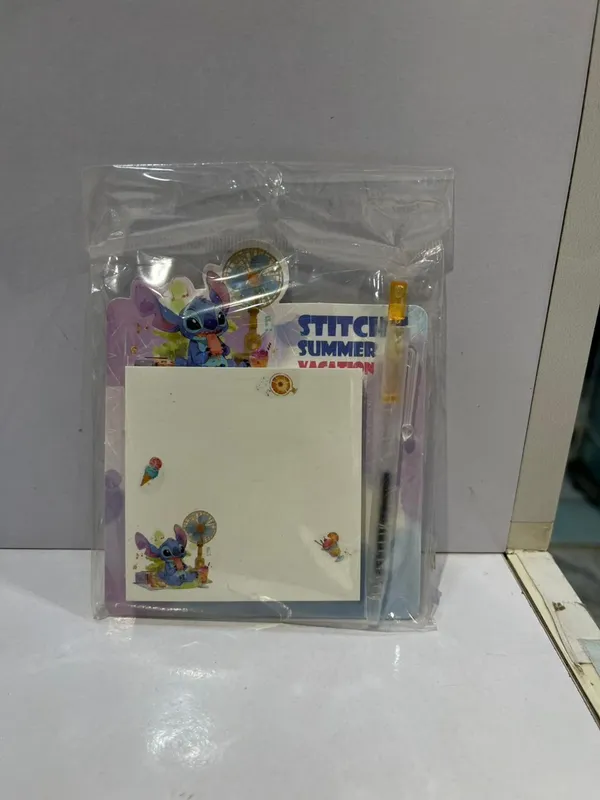 Multicolor_Paper_&_Plastic_Diary_&_Pen_Set_For_Kids_(Pack_Of_4)
