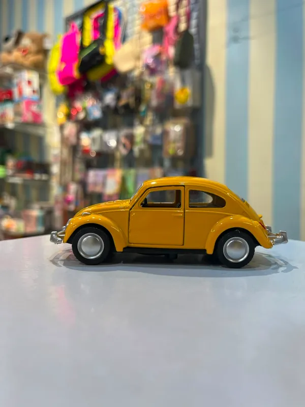 Beetle_Yellow_Car
