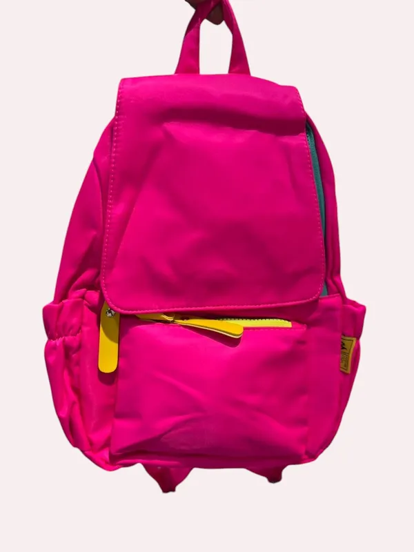 Neon_Pink_Bagpack