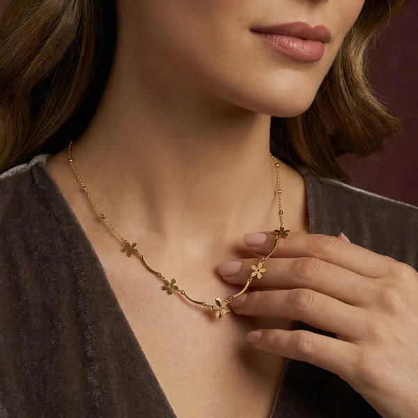 Gold-Plated_Floral_Chain_Necklace_With_Crystal_Accent