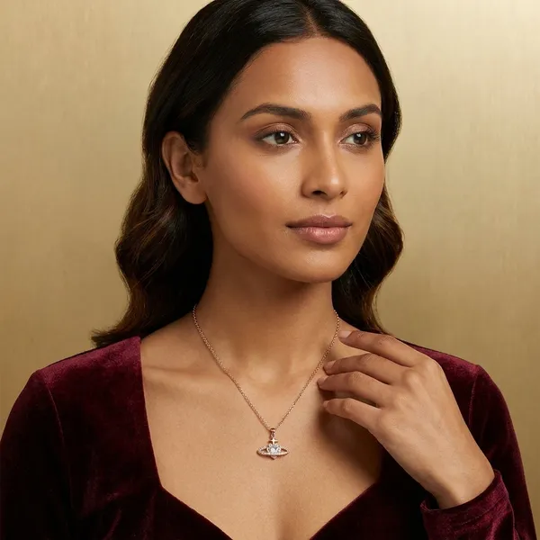 Gold_Crystal_Panda_Pendant_Necklace_With_Delicate_Chain