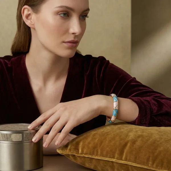 Elegant_Blue_And_Pink_Enamel_Bangle_Bracelet