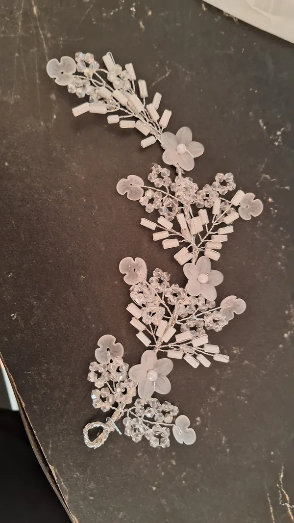 White_Flower_Tiara