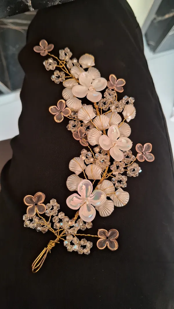 White_&_Pink_Flower_Tiara