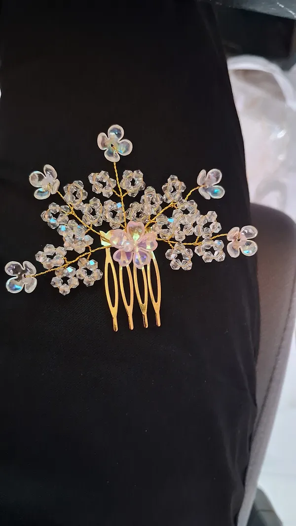 White_Flower_Hair_Pin