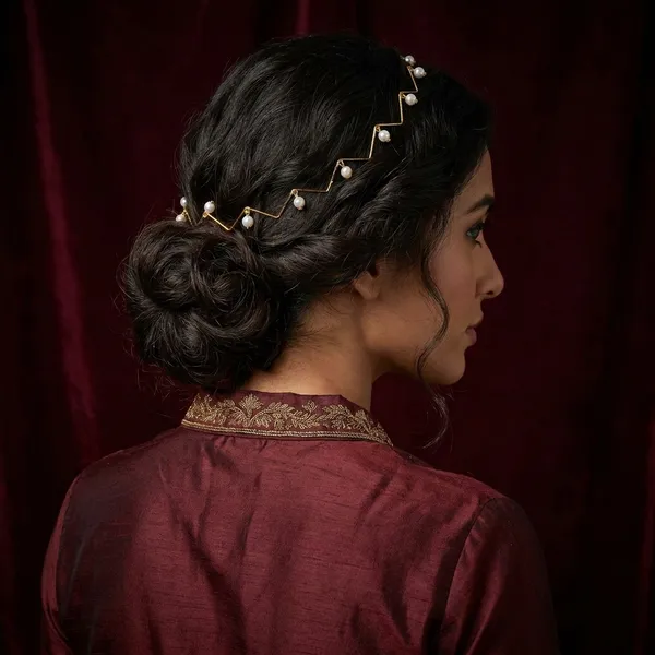 Golden_Zigzag_Hair_Chain_With_Pearl_Dangles
