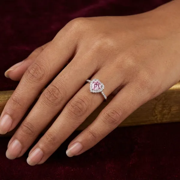 Heart-Shaped_Pink_Morganite_Halo_Engagement_Ring_With_Diamond_Accents