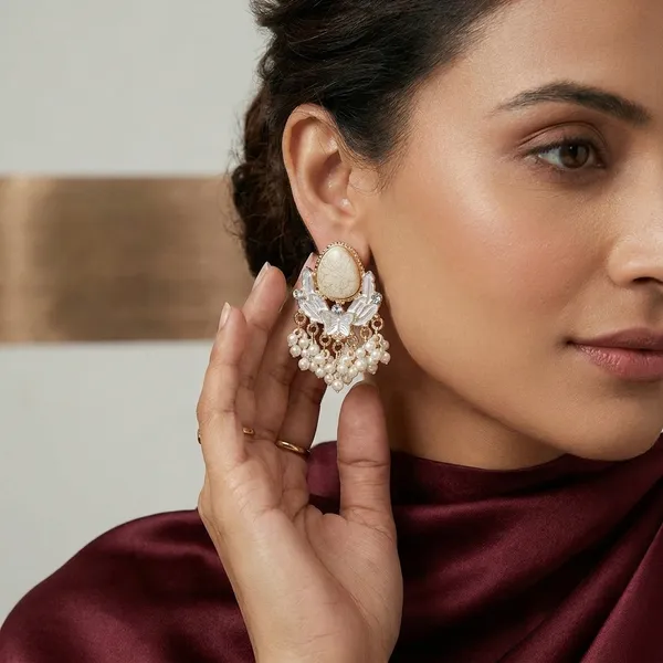 Elegant_Cream_Stone_&_Pearl_Drop_Earrings_With_Floral_Detailing