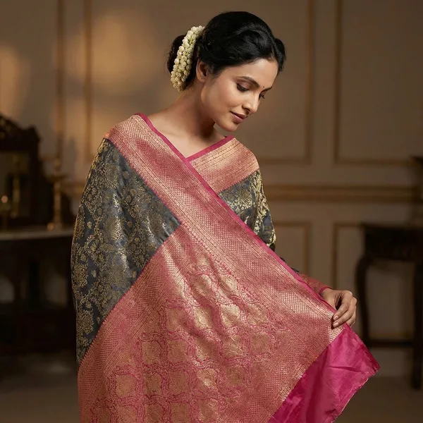 Banarasi_Silk_Saree_With_Gold_Zari_Motifs_And_Contrast_Pink_Border__Designer_Wedding_Festive_And_Traditional_Wear_Saree