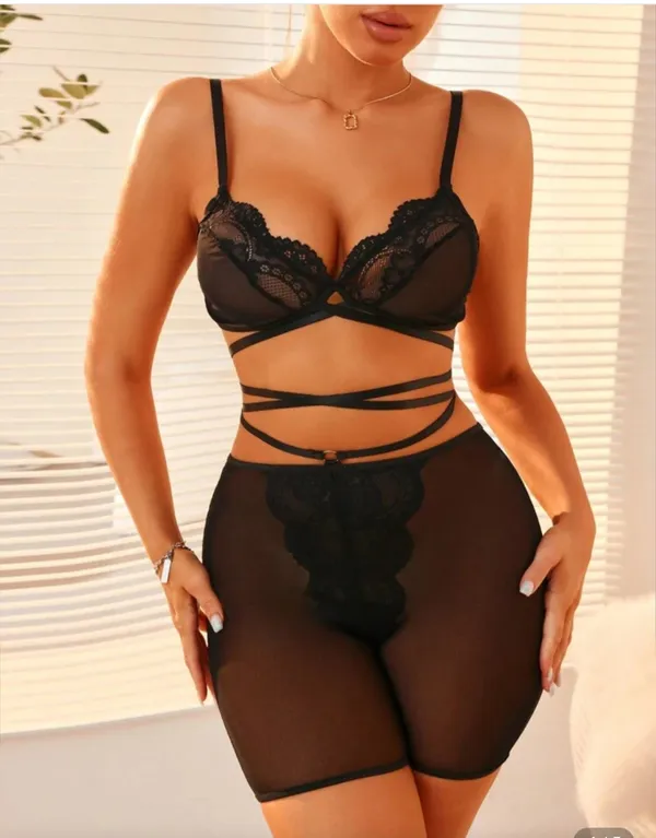 Black_Satin_Premium_And_Fancy_Design_Lingerie_Set_For_Women
