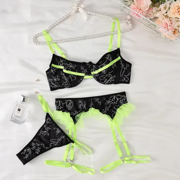 Black_And_Neon_Yellow_Satin_Premium_And_Fancy_Design_Lingerie_Set_For_Women