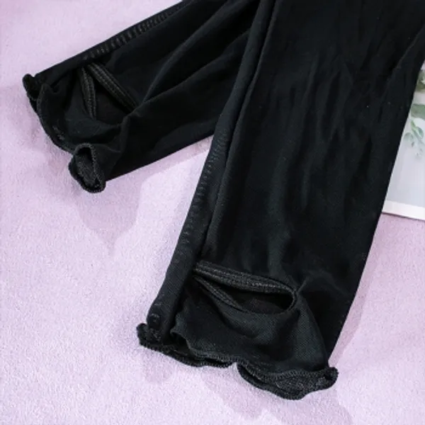 Black_Satin_Premium_And_Fancy_Design_Lingerie_Set_For_Women