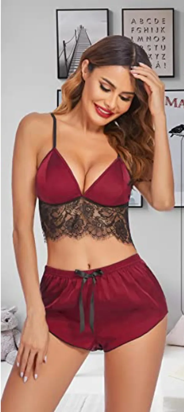 Maroon_And_Black_Satin_Premium_And_Fancy_Design_Lingerie_Set_For_Women