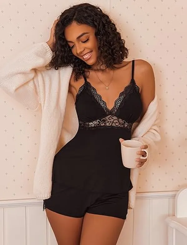Black_Satin_Premium_And_Fancy_Design_Camisole_And_Shorts_Set_For_Women