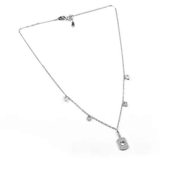 Elegant_Silver_Toned_Pendant_Necklace_With_Delicate_Chain_For_Women