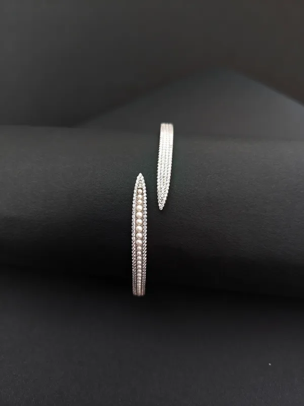 AURORA_PEARL_LINE_BRACELETE