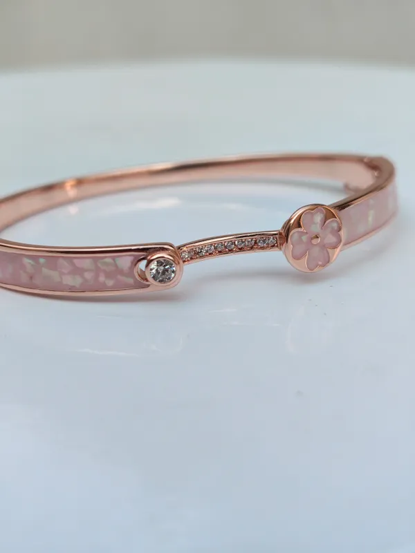 BLOSSOM_LUXE_BRACELETE
