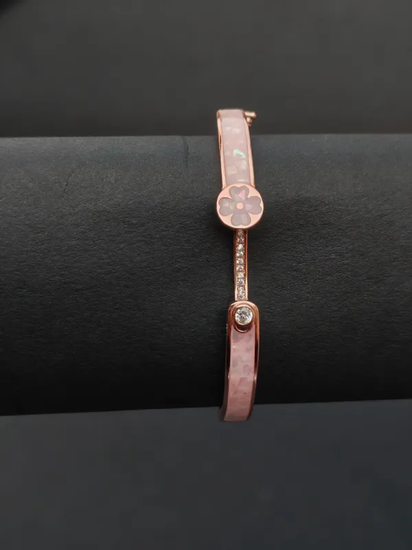 BLOSSOM_LUXE_BRACELETE